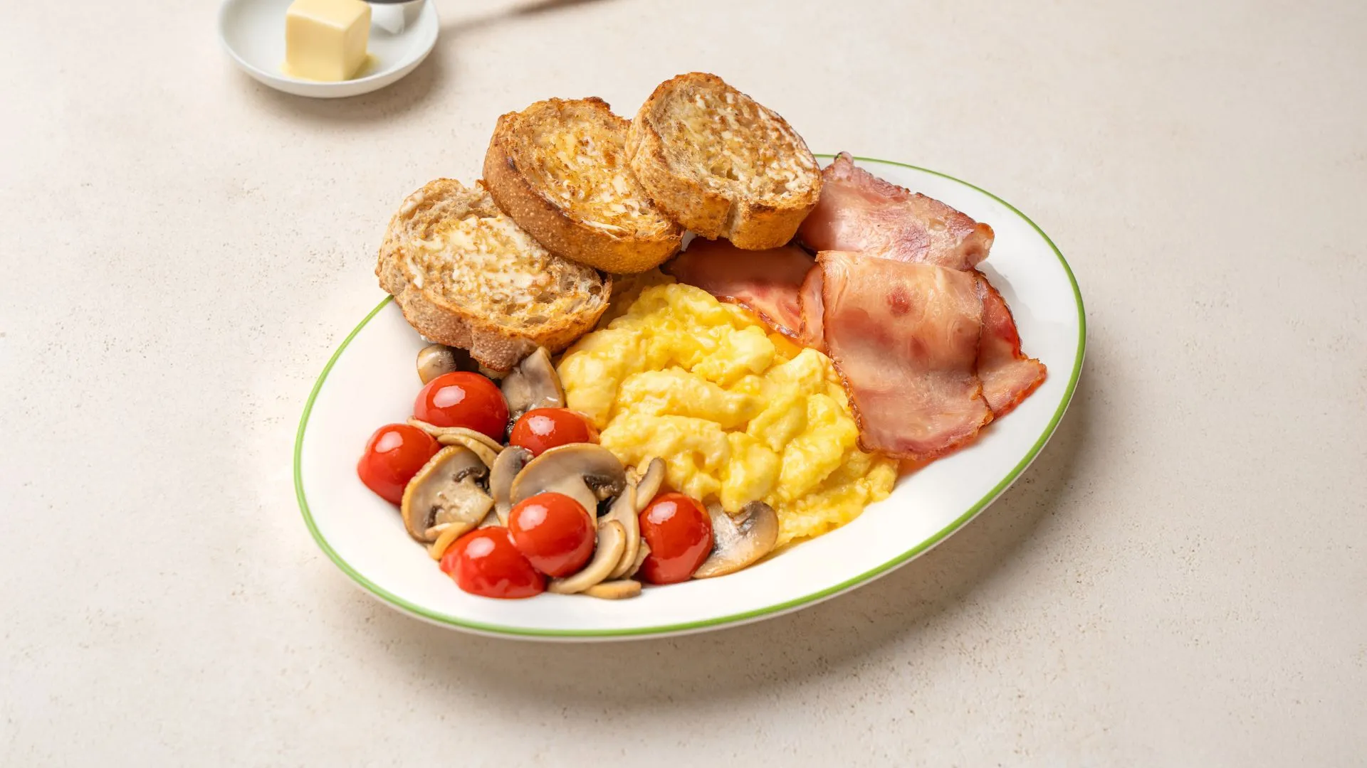 Scrambled Eggs Turkey Bacon Mushroom & Toast